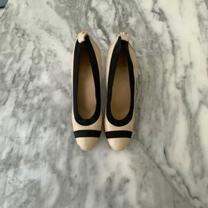 Stuart Weizman Beige with Black Trim 9 M